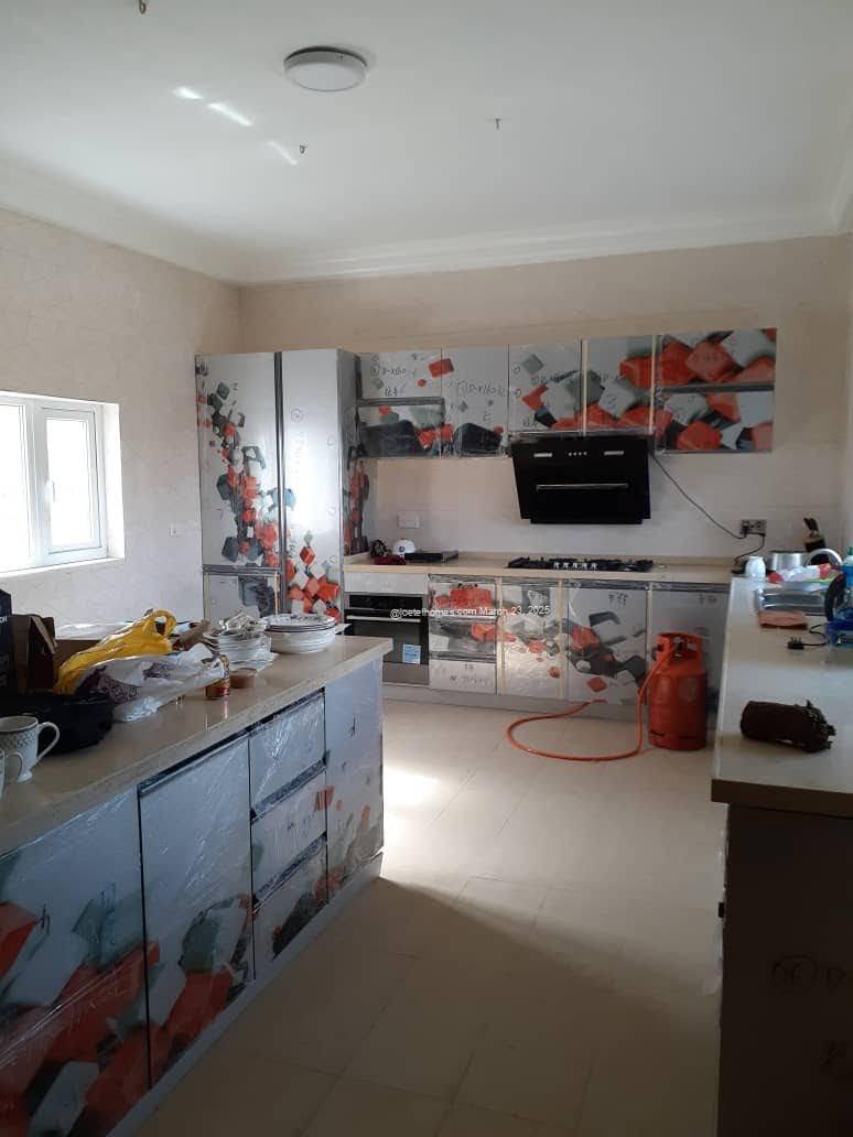 Luxury Estate for Sale in Gold & Base Rayfield Road, Jos Plateau State Luxury Estate for Sale in Gold & Base Rayfield Road, Jos Plateau State