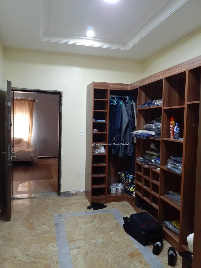 Luxury Estate for Sale in Gold & Base Rayfield Road, Jos Plateau State Luxury Estate for Sale in Gold & Base Rayfield Road, Jos Plateau State
