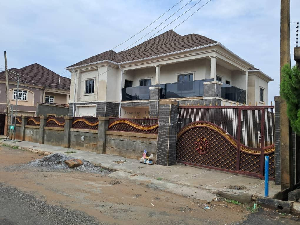 5 bedroom fully detached duplex with BQ Very big compound