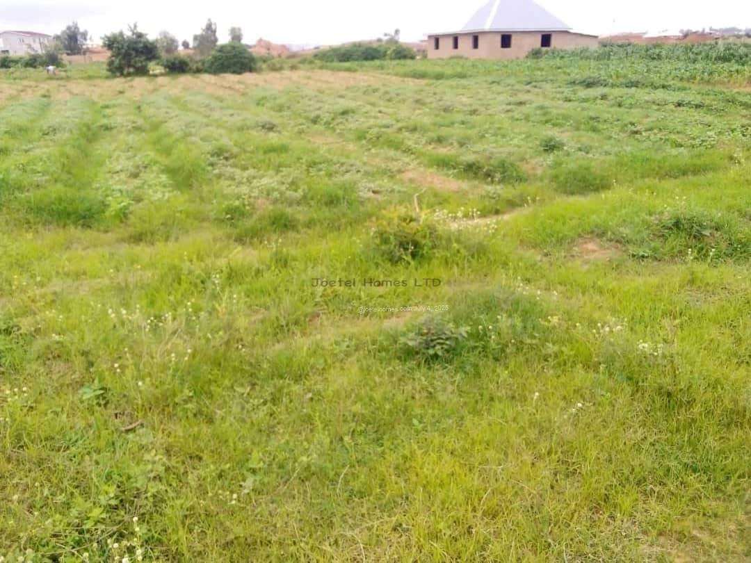 3plots of land for sale Adonai Area Rayfield jos plateau state